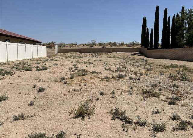 Property at 14101 Topmast Dr, Helendale, CA 92342