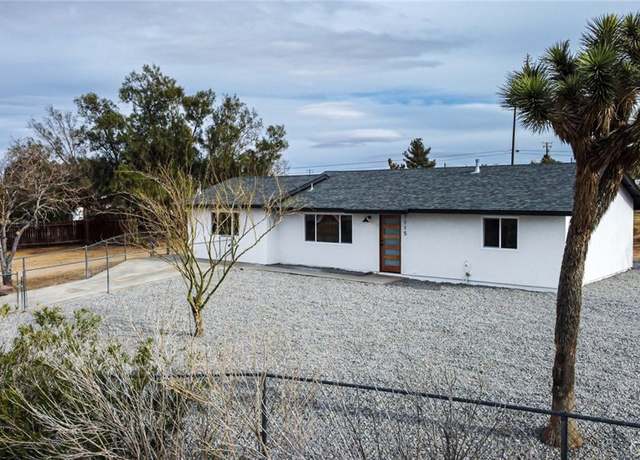 Property at 7115 Lomita Rd, Joshua Tree, CA 92252, 3 beds, 2 baths