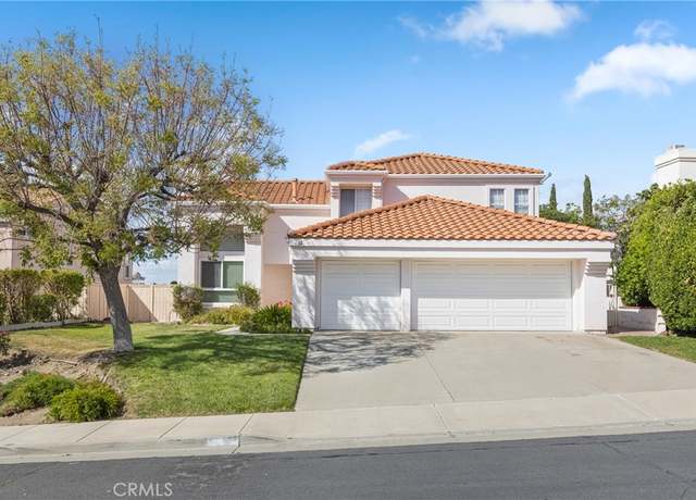 Property at 12 Bella Lucia, Lake Elsinore, CA 92532, 4 beds, 2.5 baths