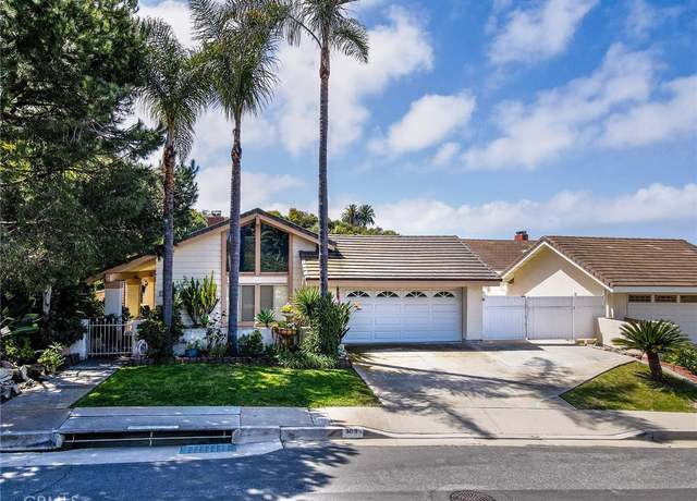 Property at 303 Calle Escuela, San Clemente, CA 92672, 3 beds, 2 baths