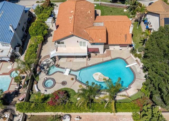 Property at 11030 Cozycroft Ave, Chatsworth, CA 91311, 5 beds, 3 baths