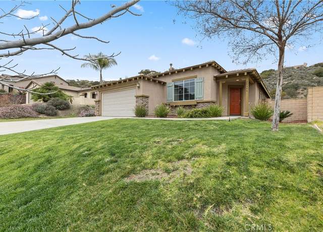 Property at 29344 Gateway Dr, Lake Elsinore, CA 92530, 4 beds, 2 baths