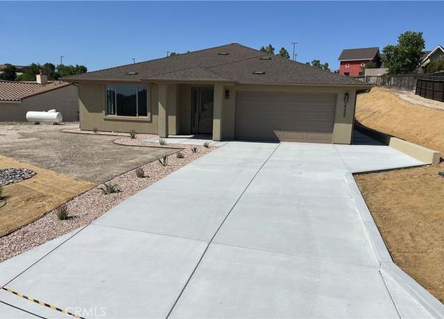 Property at 2235 Holly Dr, Paso Robles, CA 93446, 3 beds, 2 baths