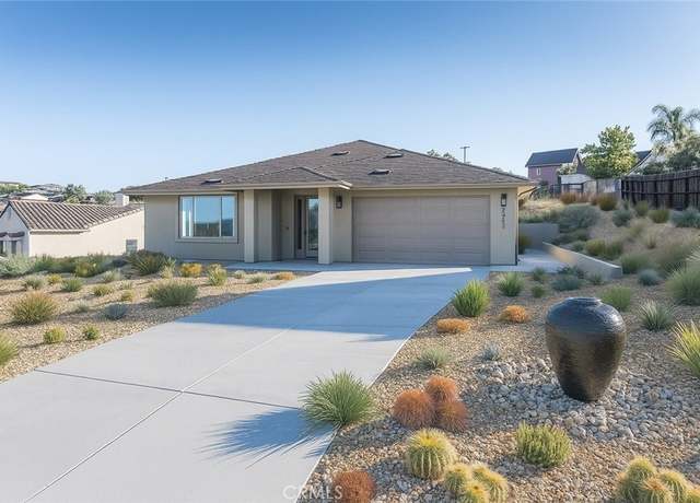 Property at 2235 Holly Dr, Paso Robles, CA 93446, 3 beds, 2 baths