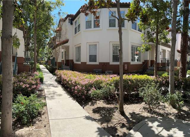 Property at 12709 Trent Jones Ln, Tustin, CA 92782, 3 beds, 2.5 baths