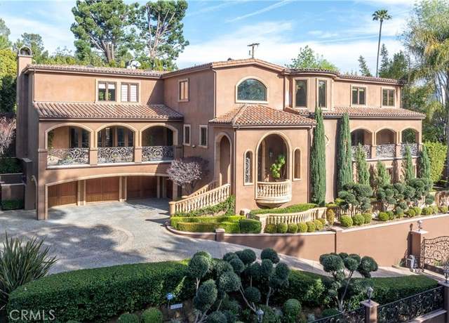 Property at 16727 Bosque Dr, Encino, CA 91436, 6 beds, 10 baths