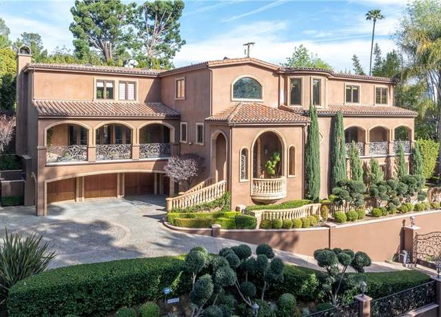 Property at 16727 Bosque Dr, Encino, CA 91436, 6 beds, 10 baths