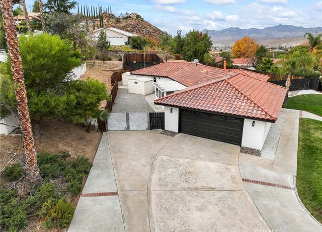 Property at 26565 Valle Heights Rd, Hemet, CA 92544, 3 beds, 2 baths