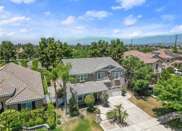 Property at 1581 Margit St, Redlands, CA 92374, 4 beds, 2.5 baths