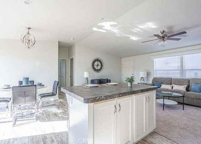 Property at 250 San Carlos Dr, Hemet, CA 92543, 3 beds, 2 baths