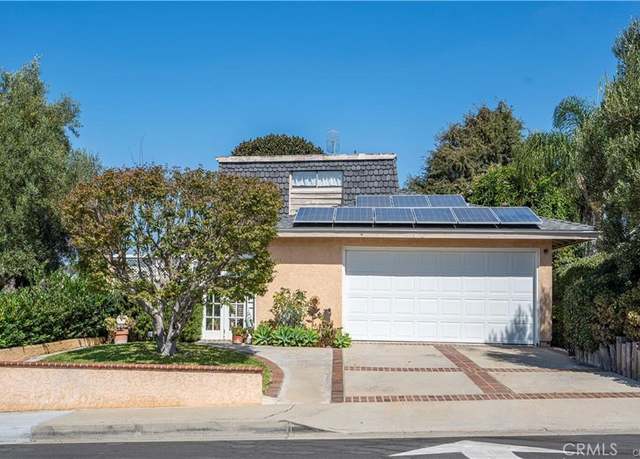 Property at 1020 W 19th St, Costa Mesa, CA 92627, 3 beds, 2 baths