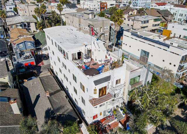 Property at 19 Wavecrest Ave, Venice, CA 90291, 13 beds, 10 baths
