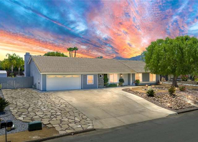 Property at 32618 Durango Ct, Wildomar, CA 92595, 3 beds, 2 baths