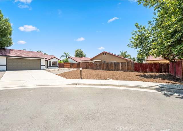 Property at 416 Melbourne Ct, Hemet, CA 92545, 2 beds, 2 baths