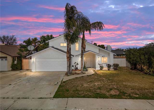 Property at 2100 Butterfield Ave, Bakersfield, CA 93304, 3 beds, 2.5 baths
