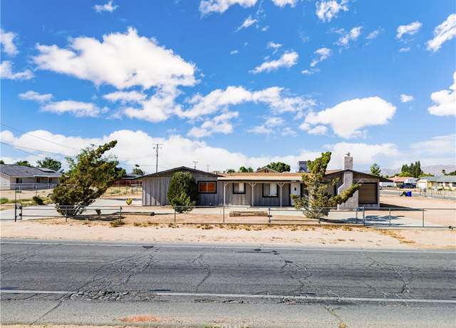 Property at 21512 Pahute Rd, Apple Valley, CA 92308, 2 beds, 2 baths