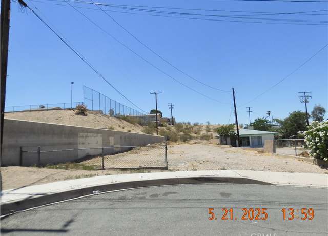 Property at 508 S 6th Ave, Barstow, CA 92311