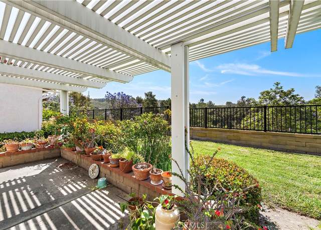 Property at 28292 ZURBURAN, Mission Viejo, CA 92692, 2 beds, 2 baths