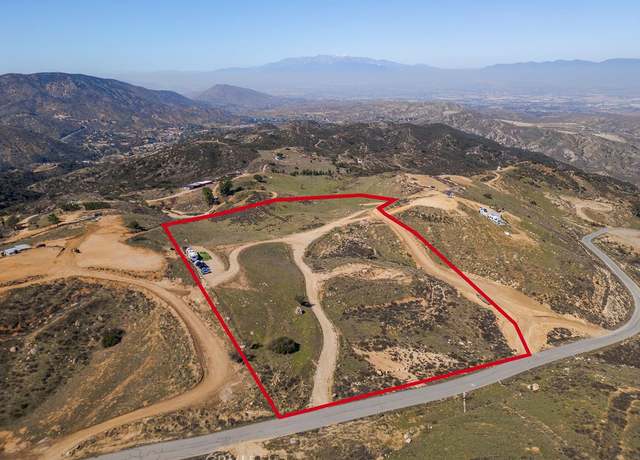 Property at 9335 Hollie Dr, Redlands, CA 92373
