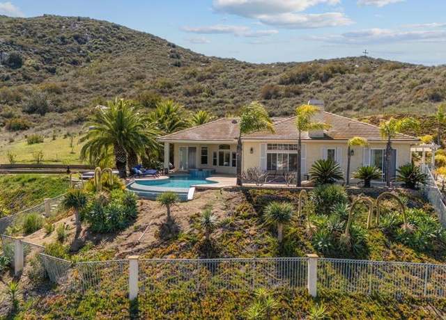 Property at 2945 Stonefield Dr, Jamul, CA 91935, 4 beds, 3 baths