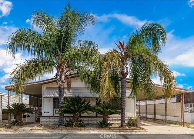 Property at 1300 W Menlo Ave #215, Hemet, CA 92543, 2 beds, 2 baths