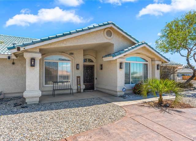 Property at 16501 Menahka Rd, Apple Valley, CA 92307, 3 beds, 3 baths