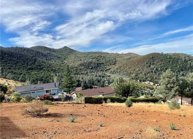 Property at 6875 Grande Vista Dr, Kelseyville, CA 95451