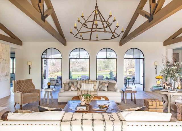 Property at 7 Pinnacle Heights Ct, Chico, CA 95928, 3 beds, 4 baths