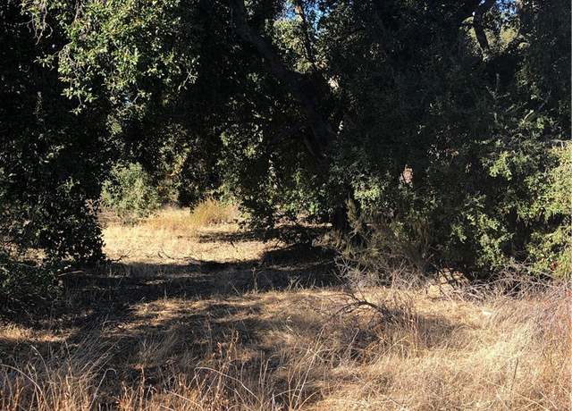 Property at 3 Red Mountaain Rd, Hemet, CA 92544