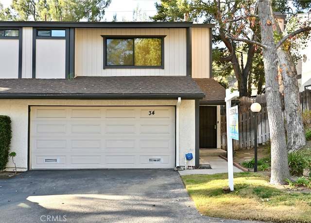 Property at 10831 Roycroft St #34, Sun Valley, CA 91352, 3 beds, 2.5 baths