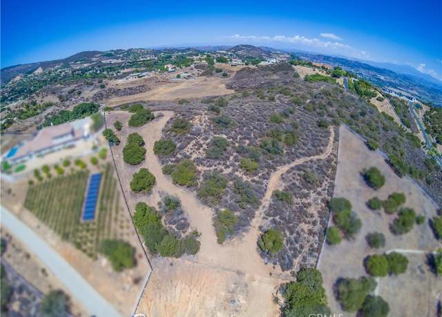 Property at 3 King Ct, Murrieta, CA 92562