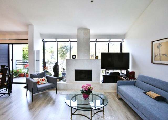 Property at 270 Cagney Ln #301, Newport Beach, CA 92663, 2 beds, 2 baths