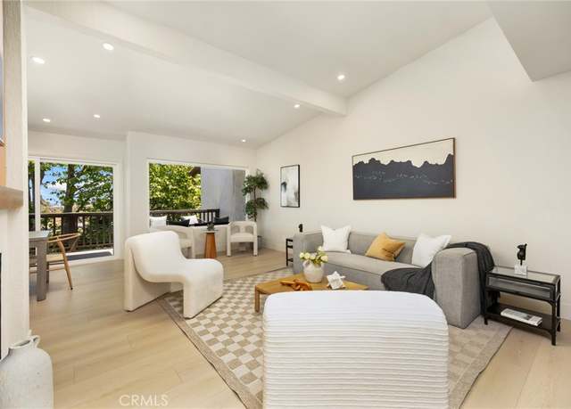 Property at 45 Oaktree Ln, Rolling Hills Estates, CA 90274, 4 beds, 3 baths