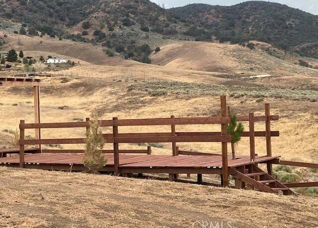 Property at 1 Ottawa Dr, Tehachapi, CA 93561