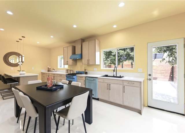Property at 5606 White Oaks Ave, Encino, CA 91316, 5 beds, 4 baths