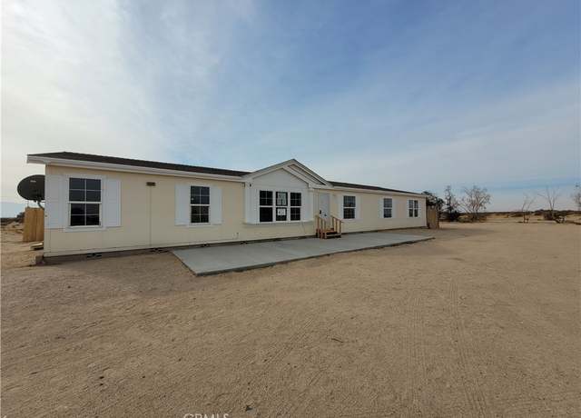 Property at 46390 Alamosa Rd, Newberry Springs, CA 92365, 4 beds, 2 baths