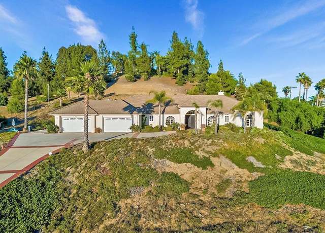 Property at 246 Yucca, Fallbrook, CA 92028, 5 beds, 4.5 baths