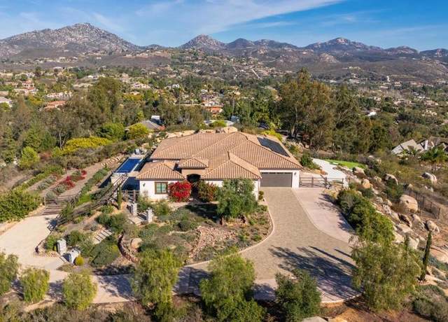 Property at 13495 Del Poniente Rd, Poway, CA 92064, 4 beds, 4 baths