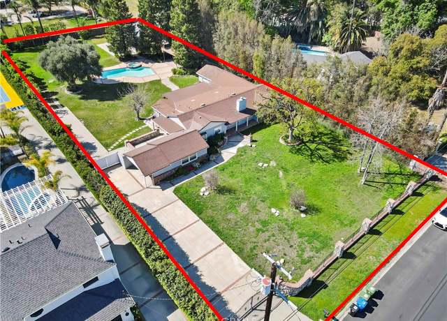 Property at 22722 Calvert St, Woodland Hills, CA 91367, 3 beds, 3 baths