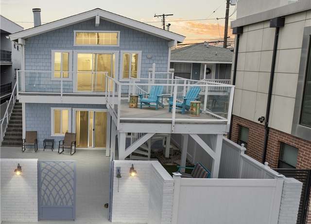 Property at 5331 E Ocean Blvd, Long Beach, CA 90803, 4 beds, 3 baths
