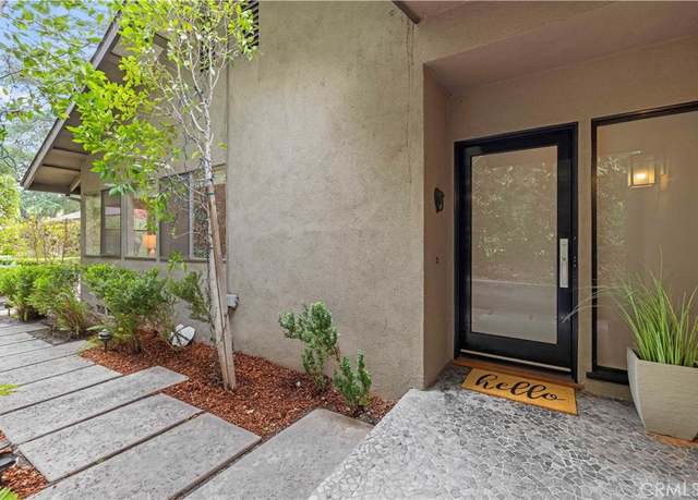 Property at 527 Bradford St, Pasadena, CA 91105, 3 beds, 3 baths