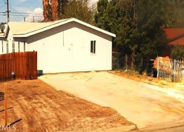 Property at 215 East Third St, Westmorland, CA 92281, 4 beds, 3 baths