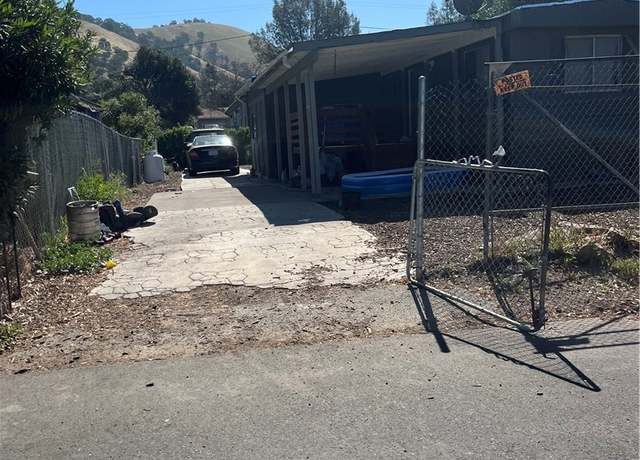 Property at 2962 9th St, Clearlake, CA 95422, 3 beds, 1 bath