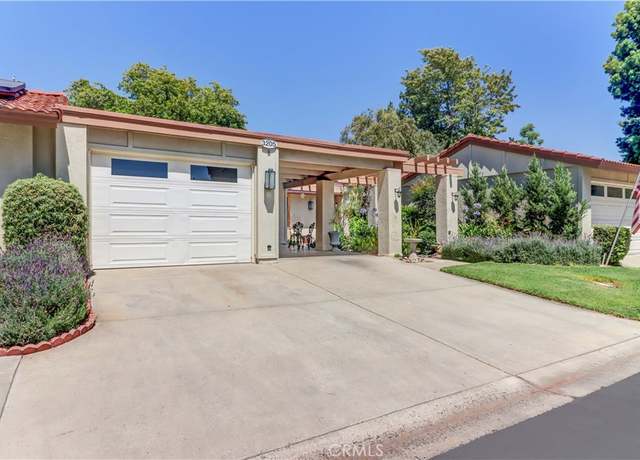 Property at 3205 Via Buena Vis Unit B, Laguna Woods, CA 92637, 2 beds, 2 baths