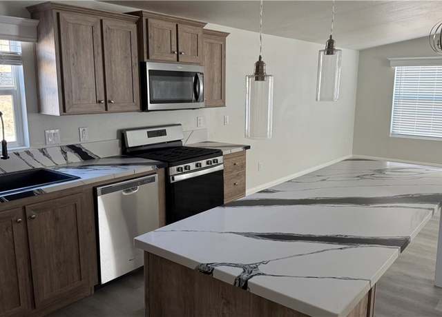 Property at 40104 Walcott Ln, Temecula, CA 92591, 3 beds, 2 baths