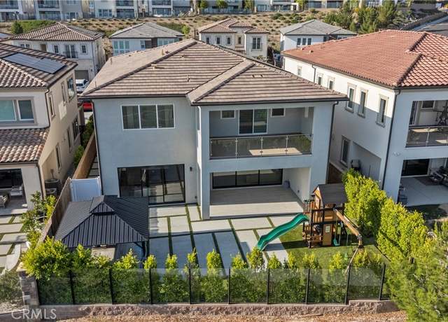 Property at 20720 W Liana Ct, Porter Ranch, CA 91326, 5 beds, 5.5 baths
