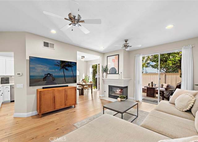 Property at 104 Chandon, Laguna Niguel, CA 92677, 2 beds, 2.5 baths