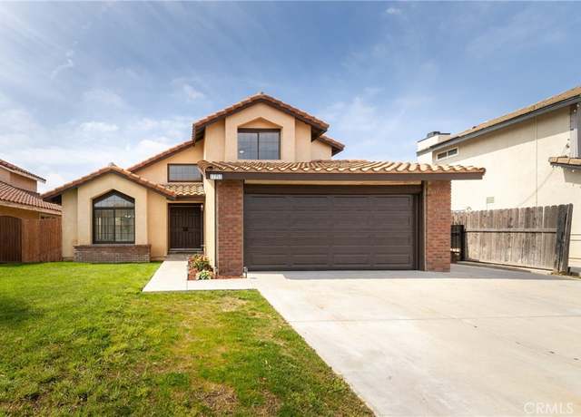 Property at 17253 Dolphin St, Fontana, CA 92336, 4 beds, 3 baths