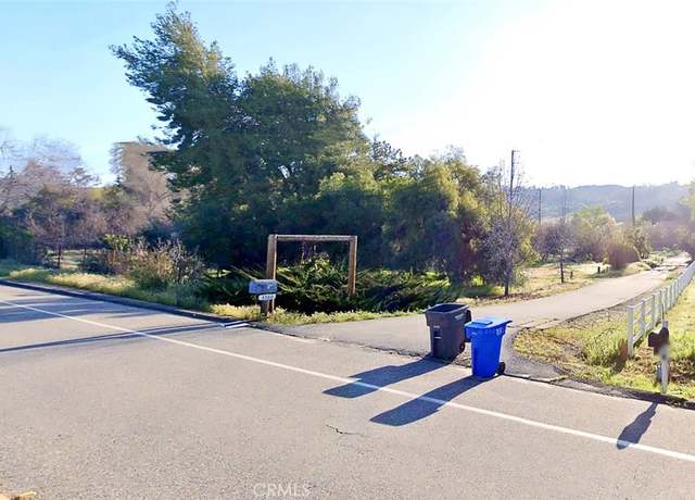 Property at 3360 Gird Rd, Fallbrook, CA 92028, 2 beds, 2 baths