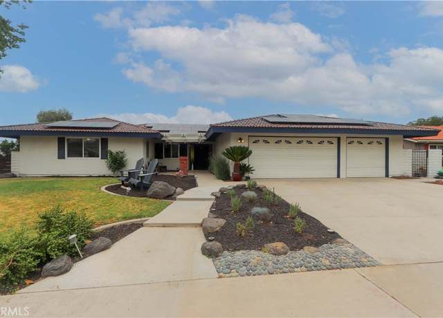Property at 701 Las Riendas Dr, Fullerton, CA 92835, 4 beds, 2.5 baths